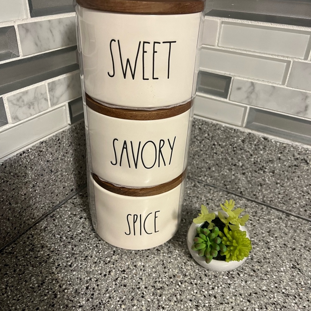 Rae Dunn Spice Containers - Picture 2 of 8